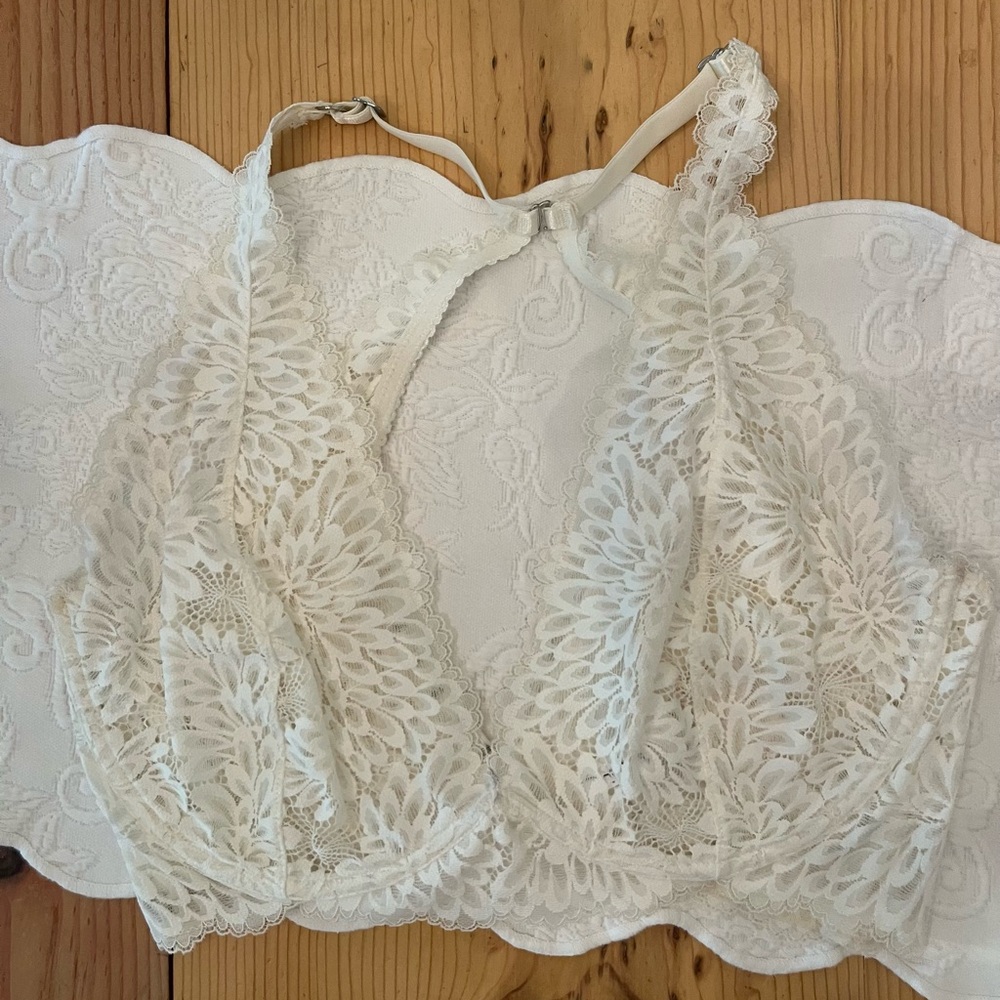 Bra nwot Lonely Lingerie 32F ivory